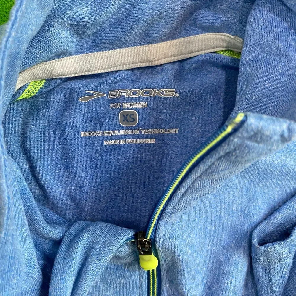 Brooks Blue Equilibrium Technology Pullover Sweater Size XS